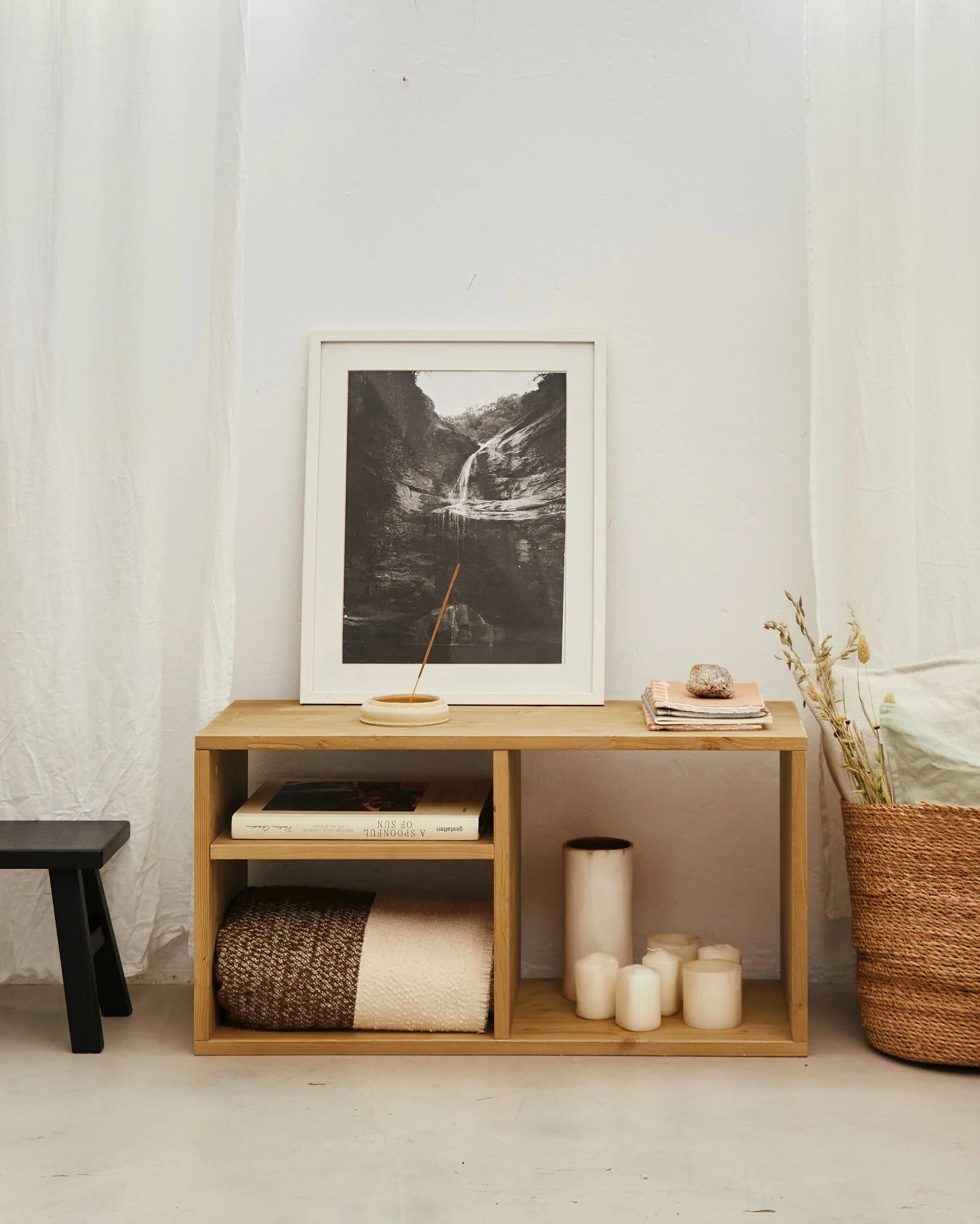 Cirayne Side Table