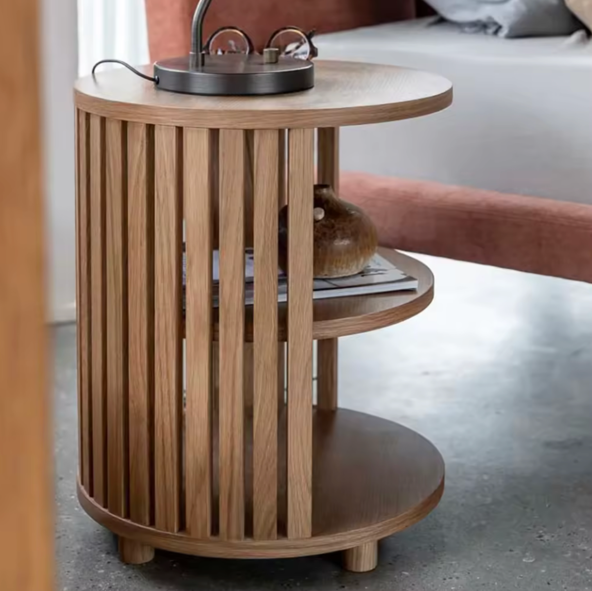 طاولة السرير هنلي