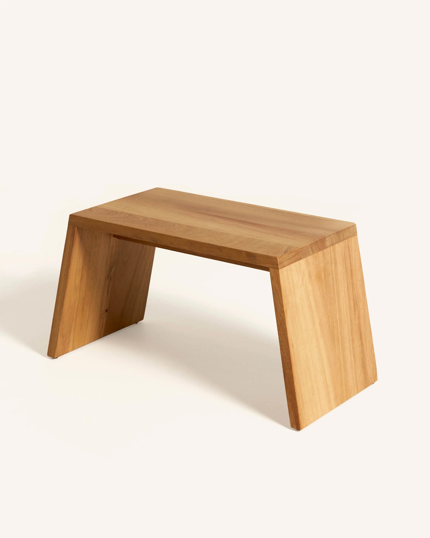 Luma Coffe Table